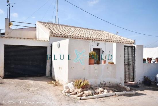 casa de campo bonita y con jardin grande con caseta al lado. - MURCIA