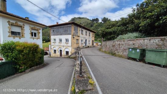 VENTA DE CASA RURAL CON FINCA Y CUADRA A REHABILITAR EN CANDAMO, ASTURIAS. A 20 KM DEL MAR. - ASTURI