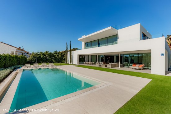 Villa en venta en Marbella (Málaga)