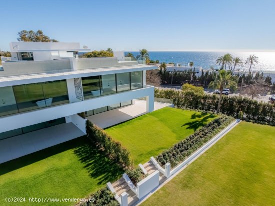  Villa en venta en Marbella (Málaga) 