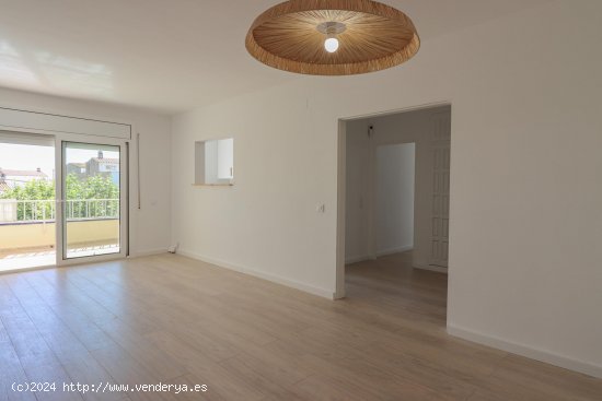 Apartamento en venta  en Escala, L - Girona