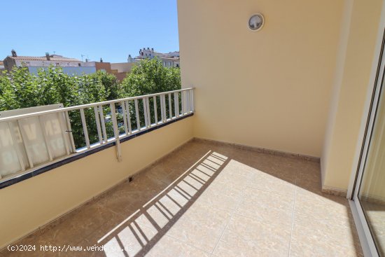 Apartamento en venta  en Escala, L - Girona