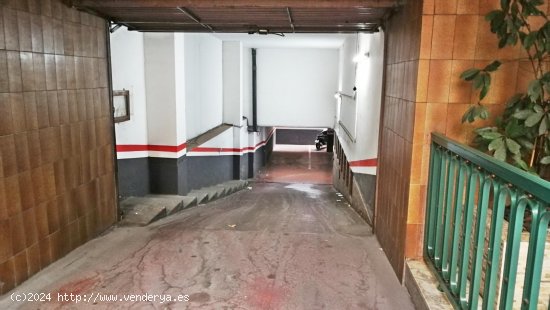 Plaza de aparcamiento en venta  en Barcelona - Barcelona