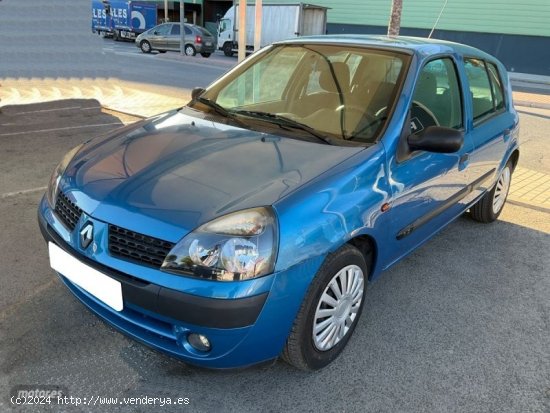 Renault Clio 1.2i Expression, En Automocion Pere de 2002 con 59.000 Km por 4.500 EUR. en Tarragona