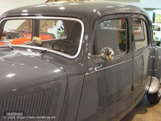 Citroen TRACTION AVANT 11 B de 1972 por 24.000 EUR. en Valencia