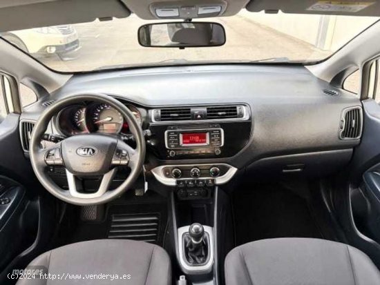 Kia Rio 1.2 CVVT Drive de 2016 con 104.000 Km por 9.900 EUR. en Guipuzcoa