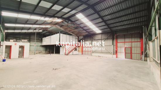 Nave industrial y terreno en venta y alquiler en Ontinyent - VALENCIA