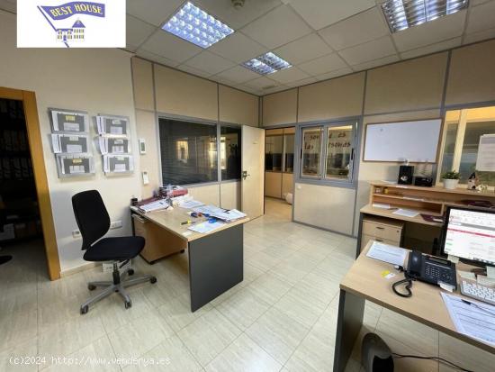 NAVE  DE 520 M2 EN CAMPOLLANO CON ZONA DE OFICINAS - ALBACETE