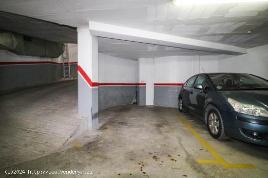 Parking en zona Ballester - BARCELONA