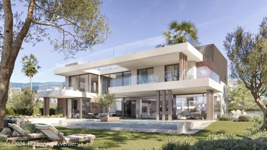 Villas de Lujo a la venta en la zona de Cancelada  -  MRetamero Inmobiliaria - MALAGA