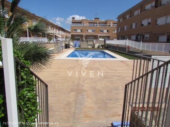 Casa frente a la playa con piscina - BARCELONA