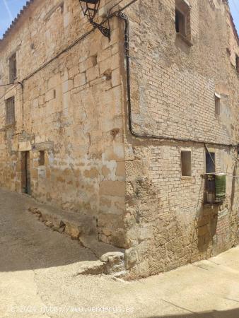 GRAN CASA DE PUEBLO A REFORMAR EN MAZALEON (TERUEL) - TERUEL