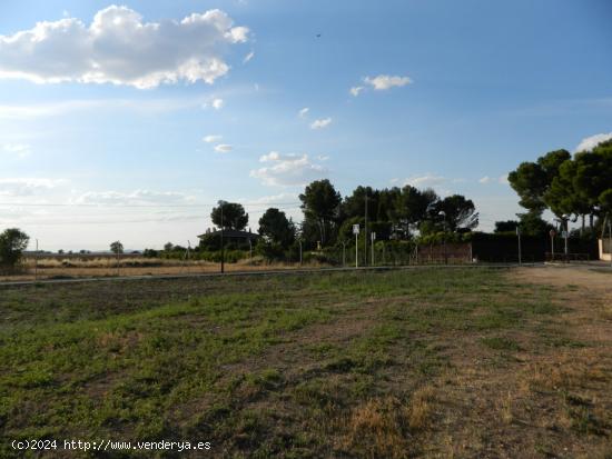 Terreno en venta en calle Serbia, 22 - CIUDAD REAL