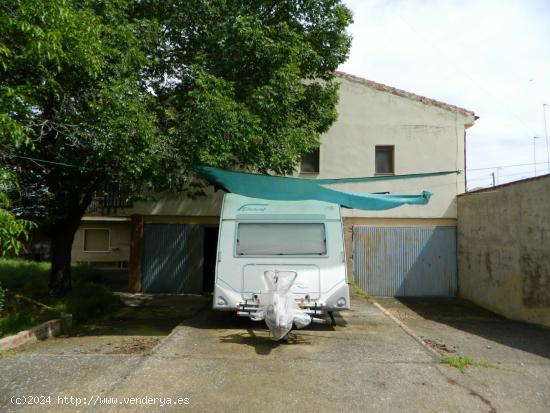 CASA CON TERRENO EN CALLE  LOPE DE VEGA 12 - CIUDAD REAL