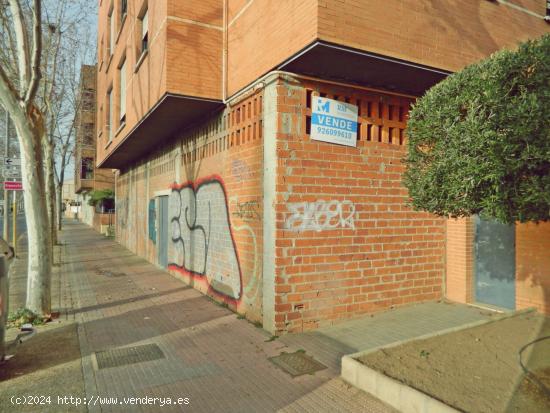 Venta de Local en carretera de fuensanta, 67 - CIUDAD REAL