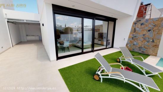 Villa moderna a 750 m de la playa - MURCIA