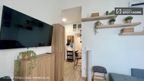 Apartamento de 1 dormitorio en alquiler en Ciudad Lineal. - MADRID