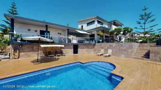 Espectacular casa en Roda de Berà - TARRAGONA