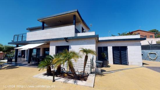 Espectacular casa en Roda de Berà - TARRAGONA