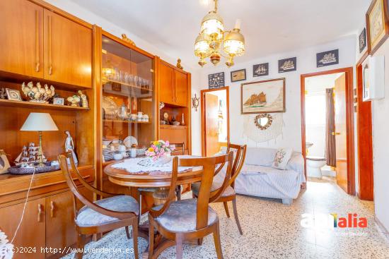 Apartamento en Zona Barenys de 2 habitaciones - TARRAGONA