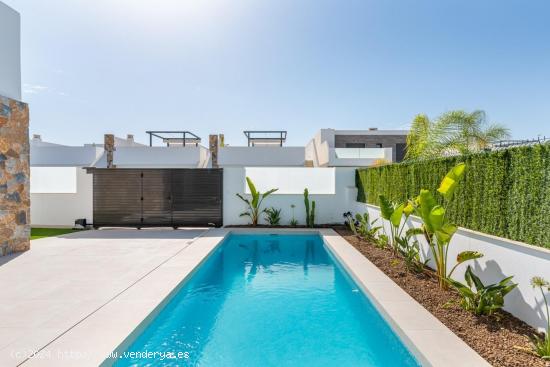 VILLAS DE OBRA NUEVA EN SAN JAVIER - MURCIA