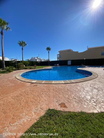 Chalet en venta en Orihuela (Alicante)