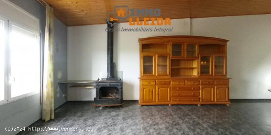 Unifamiliar adosada en venta  en Maials - Lleida