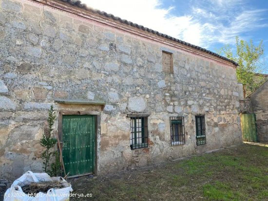 Antigua casona para reformar en Cuerva