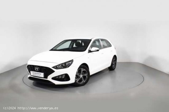  Hyundai i30 ( 1.0 TGDI Klass LR 48V 120 )  - Barcelona 