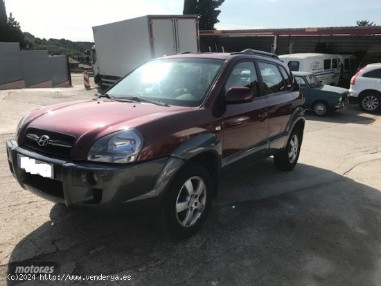  Hyundai Tucson 2.0 de 2006 con 160.000 Km por 4.500 EUR. en Barcelona 