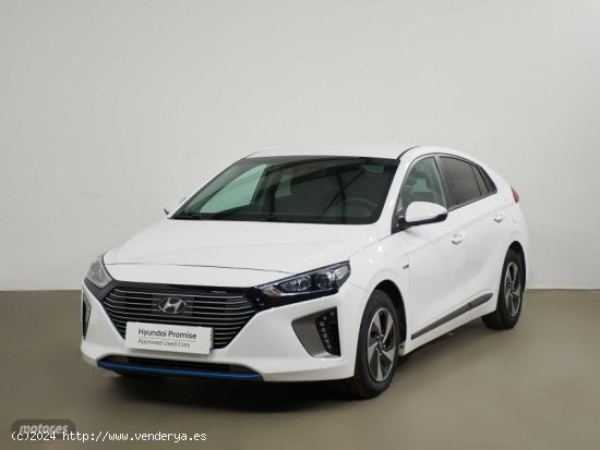 Hyundai Ioniq 1.6 GDI HEV  KLASS 141CV DT de 2019 con 50.500 Km por 18.990 EUR. en Cadiz