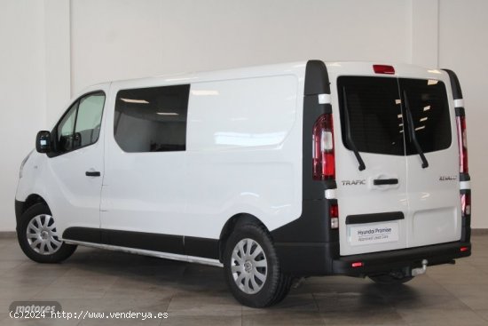 Renault Trafic 1.6 dci black edition 120cv kombi edition de 2019 con 133.463 Km por 19.890 EUR. en C