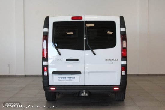 Renault Trafic 1.6 dci black edition 120cv kombi edition de 2019 con 133.463 Km por 19.890 EUR. en C