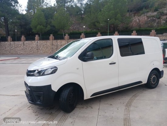  Toyota Proace City Furgon L1 1.5 D-4D 120 Business de 2020 con 92.500 Km por 15.960 EUR. en Tarragon 