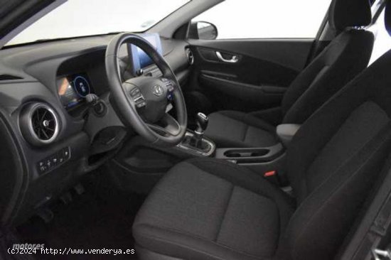 Hyundai Kona 1.0 TGDI Maxx 4x2 de 2023 con 19.999 Km por 18.990 EUR. en Girona