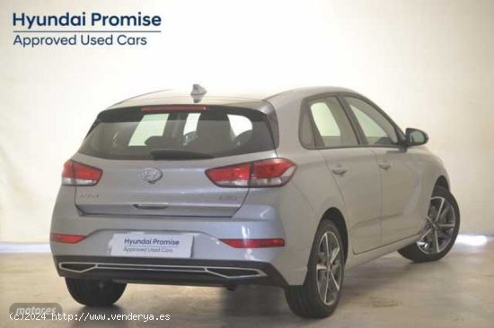 Hyundai i30 1.5 DPI Klass SLX 110 de 2023 con 25.000 Km por 18.900 EUR. en Valladolid