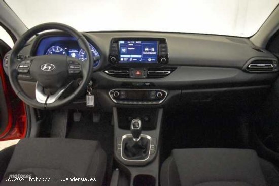 Hyundai i30 1.5 DPI Klass SLX 110 de 2023 con 11.210 Km por 19.990 EUR. en Asturias