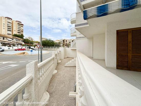 DUPLEX FAMILIAR A 100 METROS DE LA PLAYA: ESPACIO, COMODIDAD Y... - ALICANTE