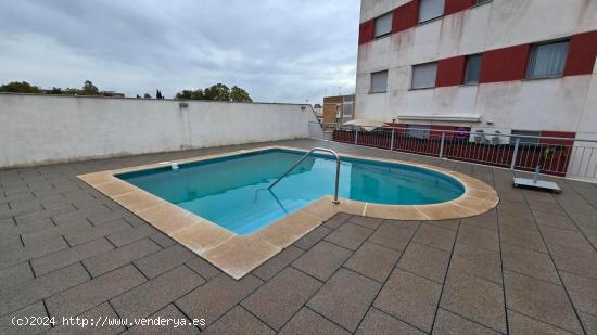 PISO DE DOS DORMITORIOS CON PISCINA EN FIDIANA - CORDOBA