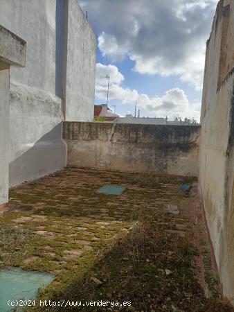  SE VENDE CASA EN EL CENTRO - CADIZ 