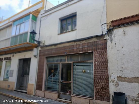 SE VENDE CASA EN EL CENTRO - CADIZ