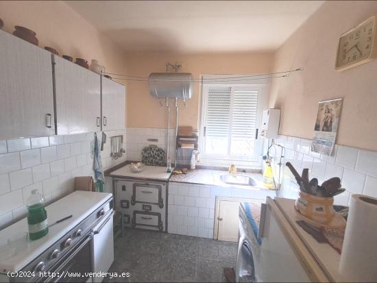 VENTA:  Apartamento Flores del Sil - LEON