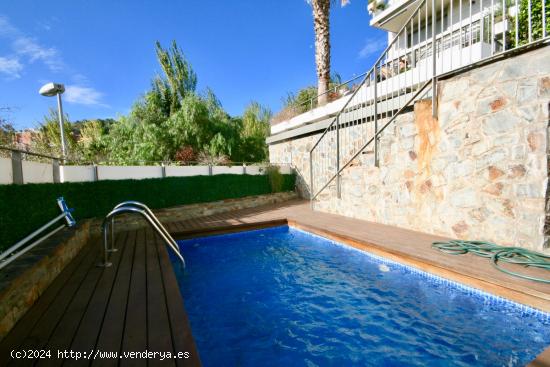 Maravillosa vivienda tríplex con espectaculares vistas a Barcelona y al Mar, en Torre Vilana. - BAR