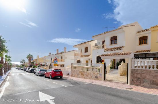 Casa a la venta en Avenida Antonio Segado del Olmo -Bolnuevo- - MURCIA