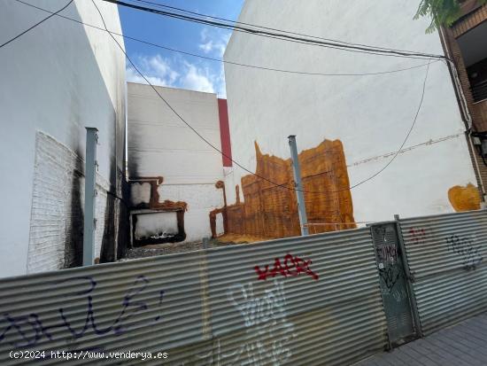 SOLAR EDIFICABLE EN EL CENTRO DEL PUEBLO - VALENCIA