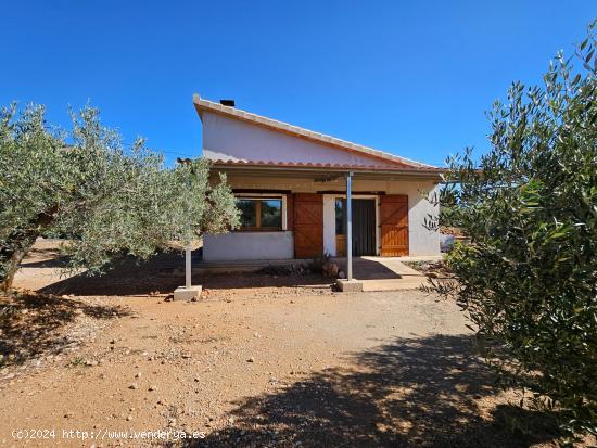 Magnífica Finca Rústica con casa de campo, a tan solo 1,5 km de la playa - TARRAGONA