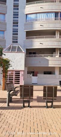 Apartamento en Calpe con 2 Habitaciones, Piscina y Parking – 70 m² - ALICANTE