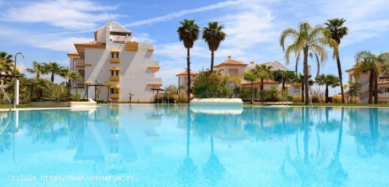 APARTAMENTO CALANOVA GRAND GOLF VISTAS AL MAR - MALAGA