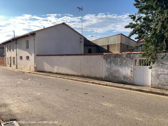 OPORTUNIDAD Casa en Quintana de Rueda - LEON