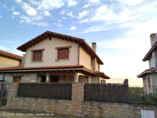 Fantástico chalet en el Campo de Golf - LEON